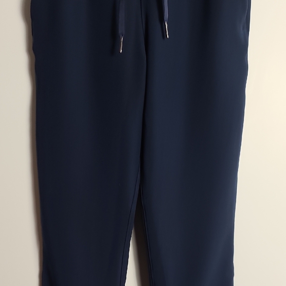 LULULEMON On The Fly Pant Woven 30" In Navy Size 2 - Picture 7 of 16
